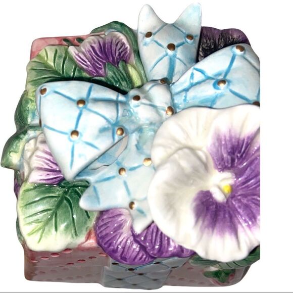 Fitz and Floyd Vintage Essentials Porcelain Blue Floral Square Trinket Box - Picture 3 of 13